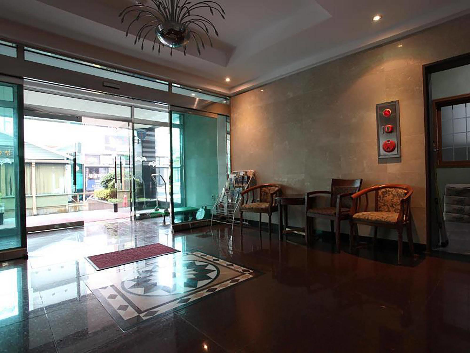 Monaco Hotel Jeju Buitenkant foto